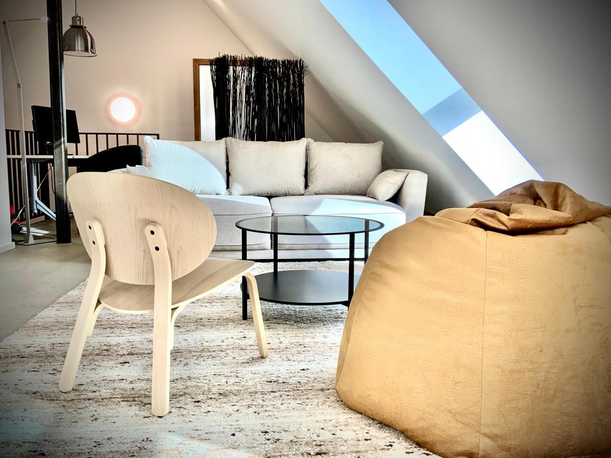 Waterfront - Urbane Eleganz Am Bachufer Apartment Villach Room photo